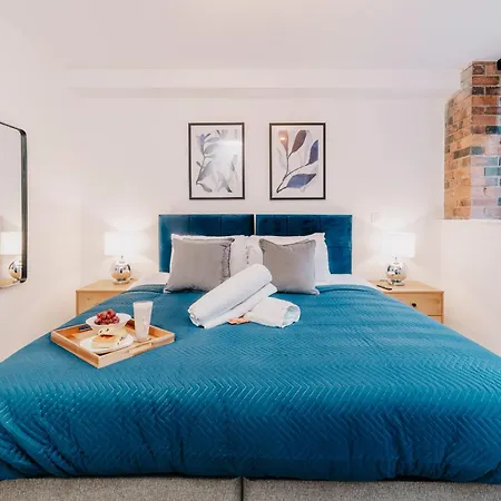 Grade Ii Stunning Living, Centre, Fast Wifi, Families, Contractors * Birmingham