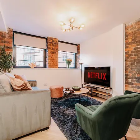 Grade Ii Stunning Living, Centre, Fast Wifi, Families, Contractors Appartamento *